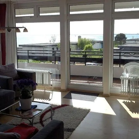 Strandlaeufer-fehmarn アパート *
